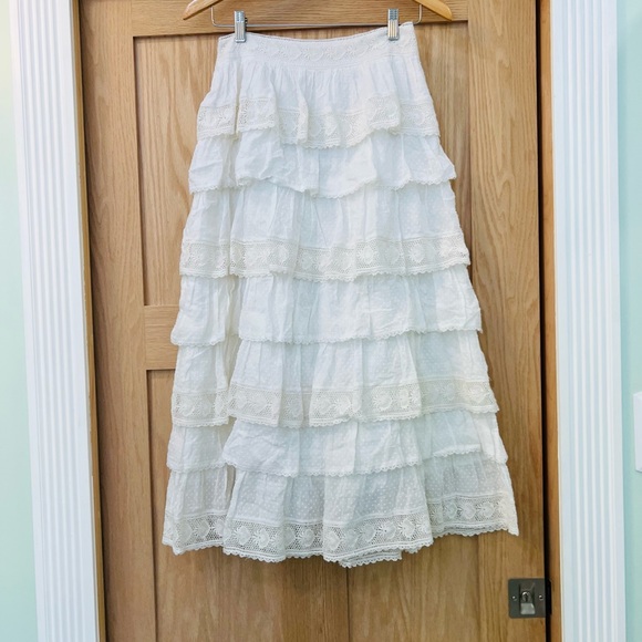 LoveShackFancy Dresses & Skirts - LoveShackFancy Cream Tiered Lace Skirt
